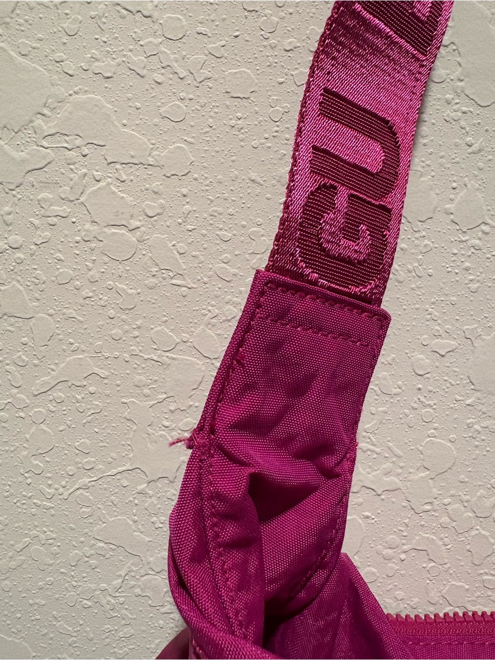 Baggu Medium Crescent in Deep Fuchsia - Picture 6 of 7